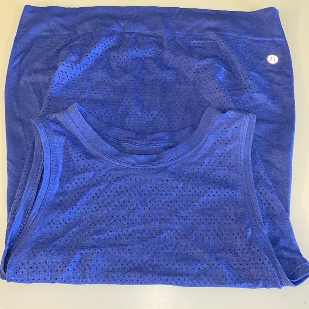 Lululemon tank top